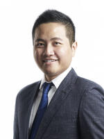 KEVIN LEE