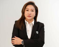 May Lee