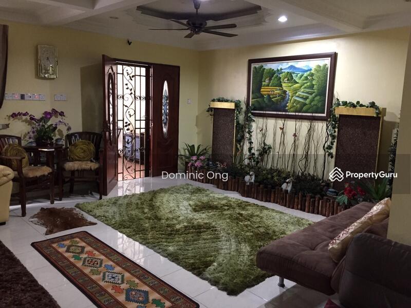 Double Storey Terrace House Bayan Baru, Lorong Mahsuri, Bayan Baru