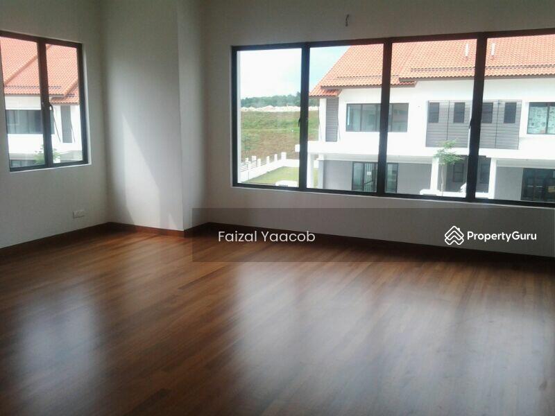Rumah Teres (Corner Lot) Pentas 2 Alam Impian, Shah Alam 