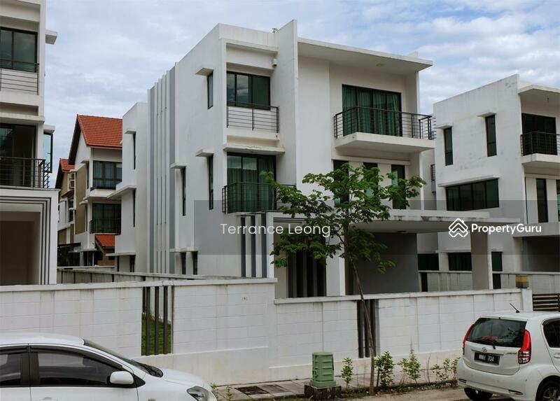 villa 33 bukit mandarina, taman connaught, cheras, jalan mandarina