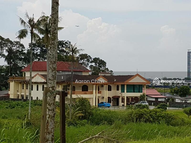 Bungalow , Mutiara Rini , Gelang Patah , Lima Kedai , Gelang Patah, kampung melayu lima kedai