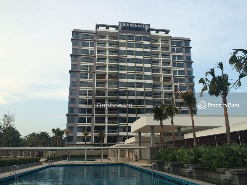 Seri Austin Residence Luxury Apartment, Jalan Seri Austin 1/17, Taman