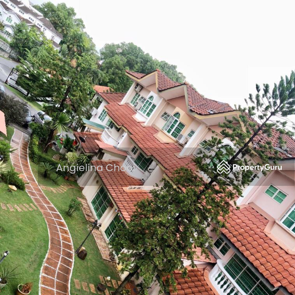 [No Longer Available] Freehold 2. 5 Storey Townhouse At Thompson Pines