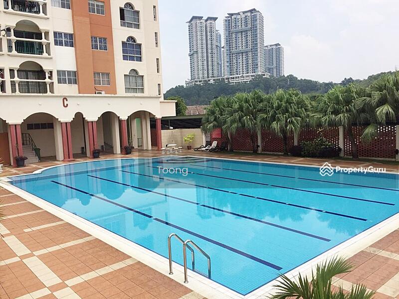 La Vista Condominiums Jalan Tempua 2, Bandar Puchong Jaya, Puchong