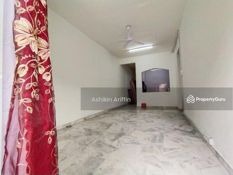 TINGKAT 1 Alora Apartment Mediterranean Seksyen 25 Shah Alam, Alora