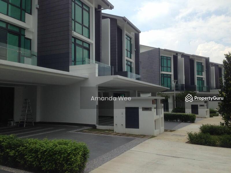 [No Longer Available] New launch 3 storey landed house nr alam damai
