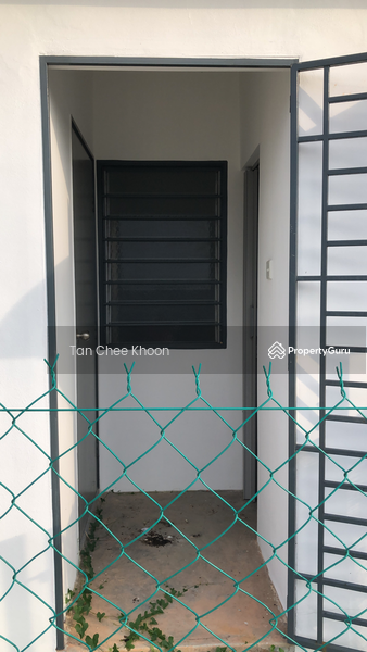 No Longer Available Tmn Desa Tropika Tmn Desa Tropikal Batu Pahat Batu Pahat Johor 3 Bedrooms 800 Sqft Terraces Link Houses For Rent By Tan Chee Khoon Rm 500 Mo 30905458