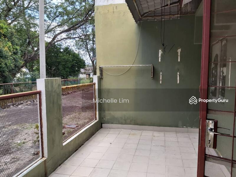 Taman Suria, Jalan Suria 4/2, Johor Bahru, Johor, 3 