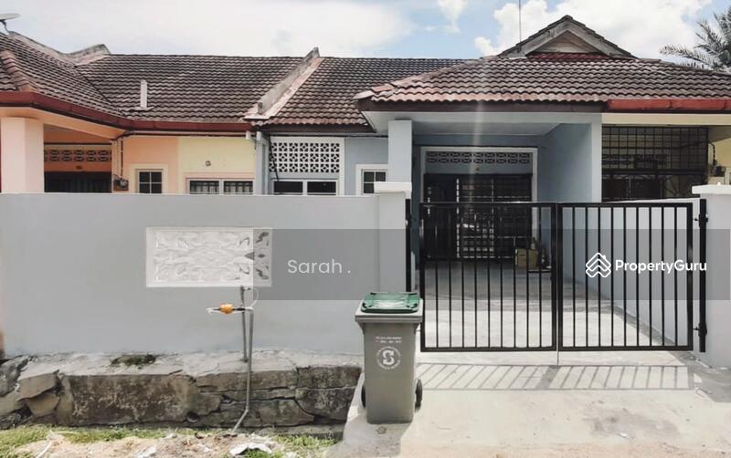 Single Storey Terrace House at Bandar Springhill, near schools