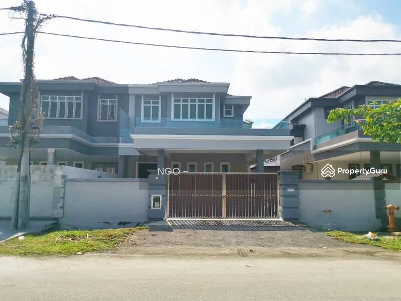 Big Size 2. 5 Storey Semi D ( Brand New House ) Taman Peserai Jaya