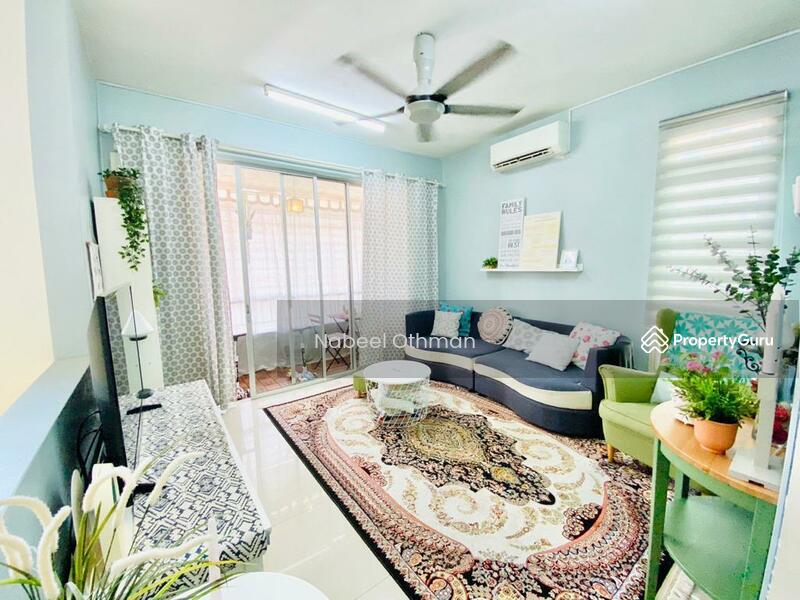 Bayu Parkville Townhouse (UPPER FLOOR), Taman Balakong Jaya, Seri