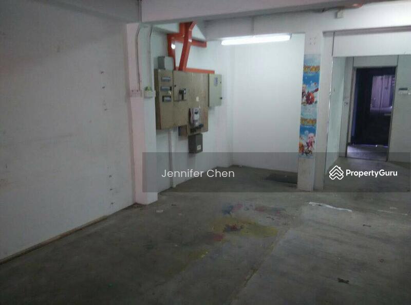 Corner Factory 2sty Bukit Serdang Seri Kembangan Selangor, jln pbs 14/