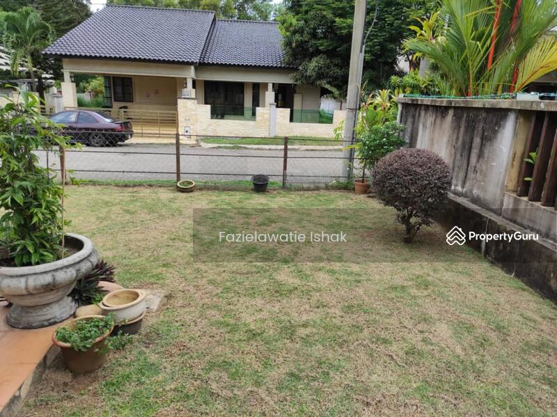 Bungalow 1 storey Jeram Estate Bandar Damansara Kuantan [NEAR GEBENG