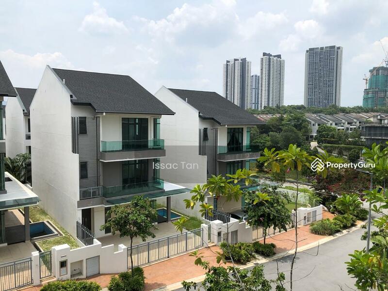 Forest Hill Damansara, Jalan PJU 8/13D, Petaling Jaya, Selangor, 5
