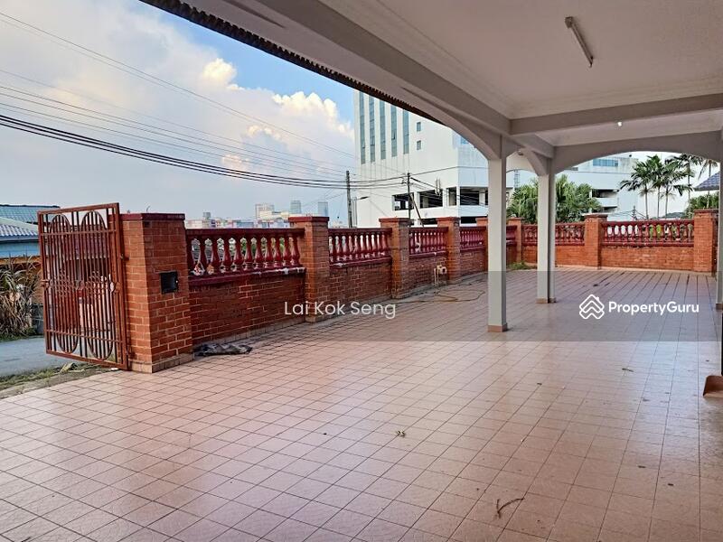 1 Storey Corner Lot House Jalan Rusa x, Taman Century, Johor Bahru