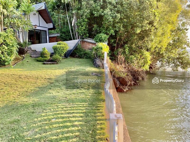 Beautiful Seafront Bungalow Villa Port Dickson, port dickson, Port