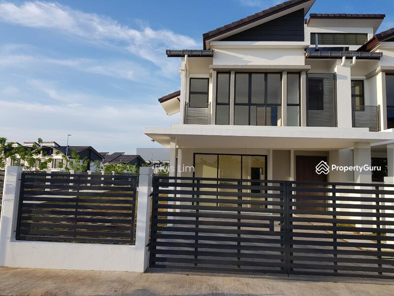 Jalan Glenmarie 1 2 Double Storey Terrace House Mount Austin Johor Bahru Johor 4 Bedrooms 1600 Sqft Terraces Link Houses For Rent By Elvis Lim Rm 1 800 Mo 32271861