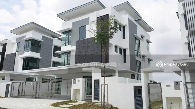 Lambaian Residence, Jalan Lambaian, Kajang, Selangor, 8 Bedrooms