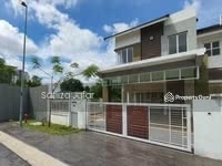 No Longer Available I Residence I City Jln Multimedia 7 Af Off Jalan Plumbum 7 102 I City Shah Alam Shah Alam Selangor 4 Bedrooms 3474 Sqft Apartments Condos Service Residences For Rent By