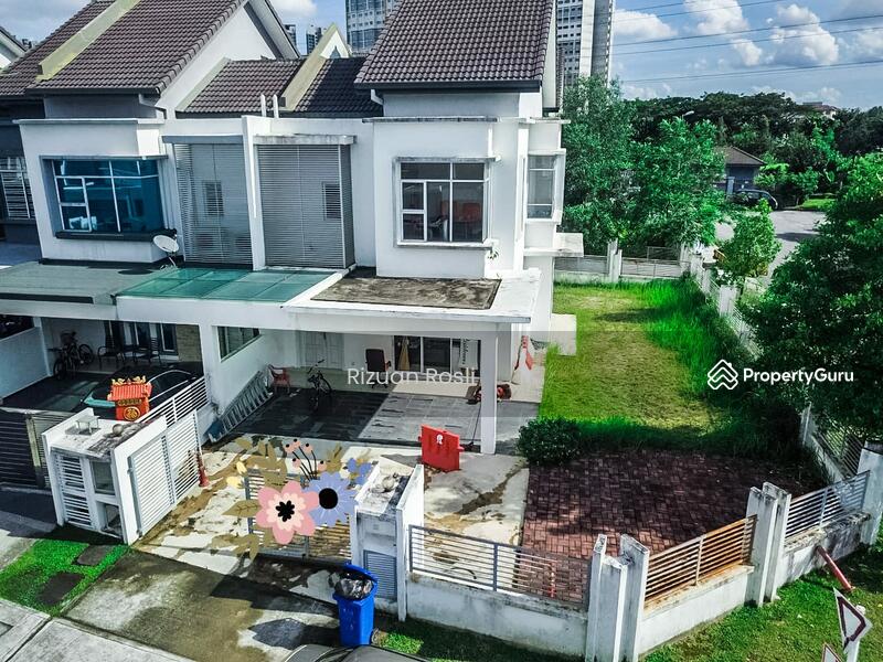 Double Storey Terrace House Corner Lot, Damai Residence Kemuning Utama