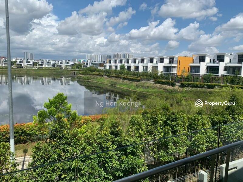 REED LAKE FIELDS LAKEFIELDS KL SG BESI, Reed, Jalan Tasik, Taman Tasik