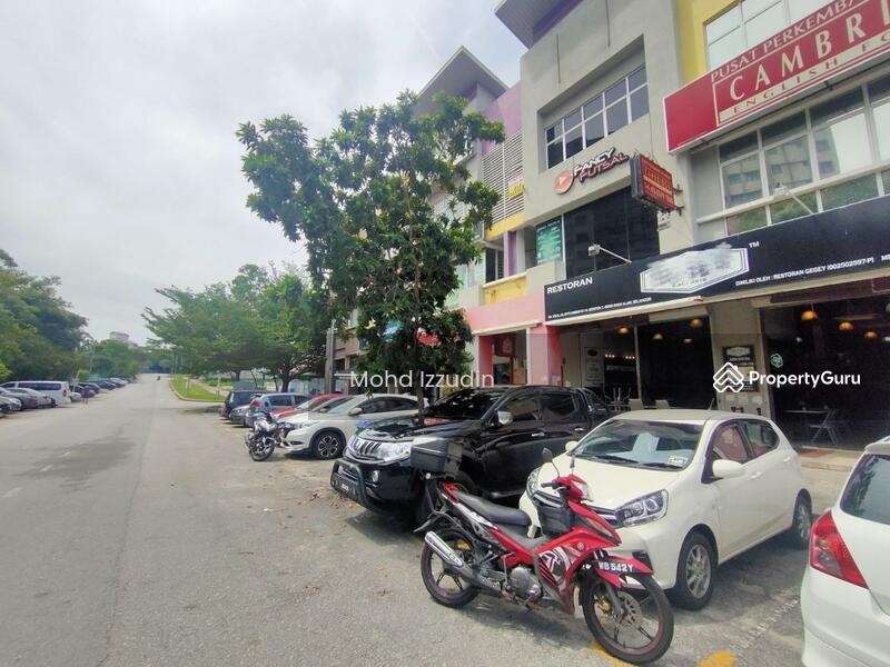 Nonbumi 3 Storey Shoplot Area Jakel Seksyen 7 Shah Alam Untuk Dijual Shah Alam Selangor Tanah Komersial Dari Harga Rm 2 800 000 Propertyguru Malaysia