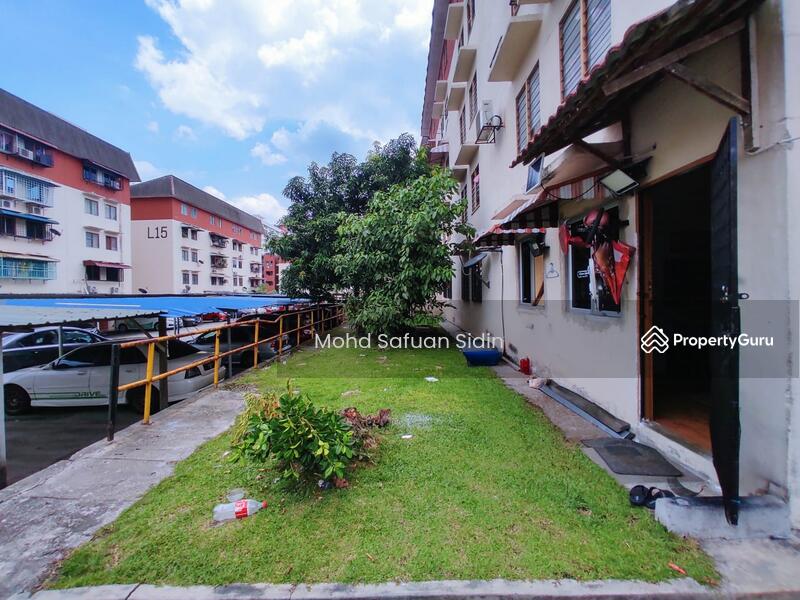 Flat Pandan Jaya, Blok L16 Pandan Jaya, Desa Pandan, Kuala Lumpur, 2