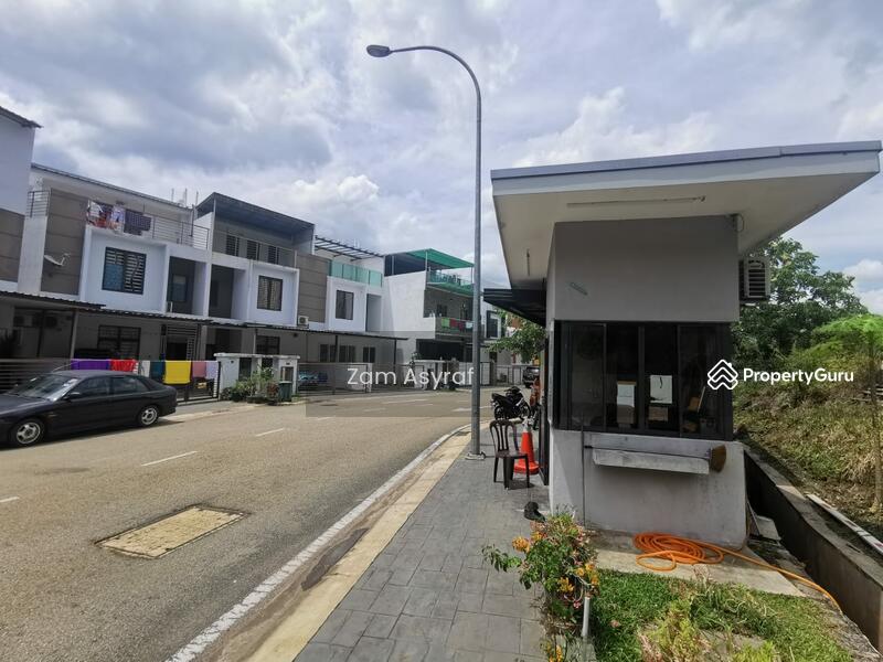 taman bayan batang kali, Jalan Bayan, Batang Kali, Hulu Selangor, Selangor, 4 Bedrooms, 1845