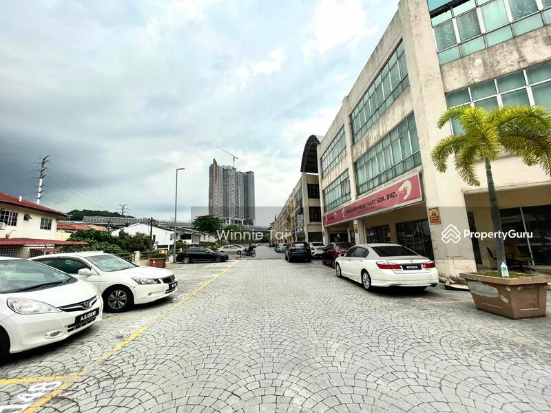 3 Storey Connaught Avenue Shop Taman Connaught Cheras KL, Taman