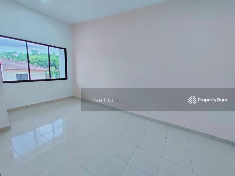Desa Jaya Jalan Lembah Double Storey Terrace House, Bandar Dato Onn