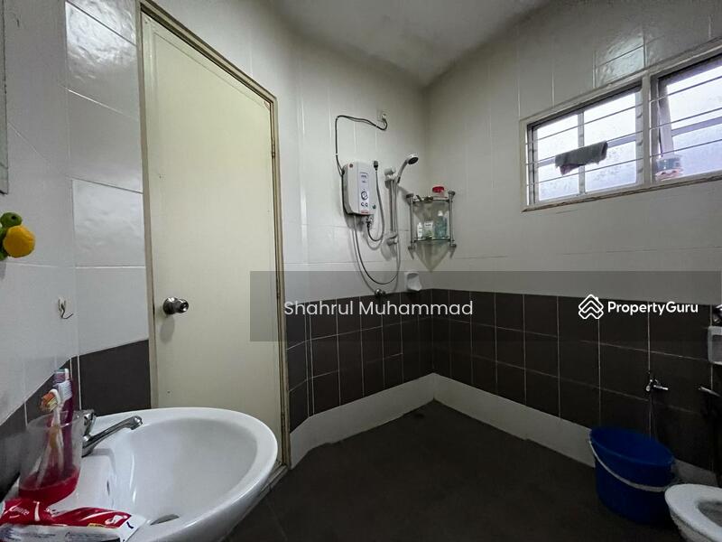 Alam Sanctuary Taman Alam Putra, Jalan Alam Putra, Seri Kembangan, Selangor, 4 Bedrooms, 2163