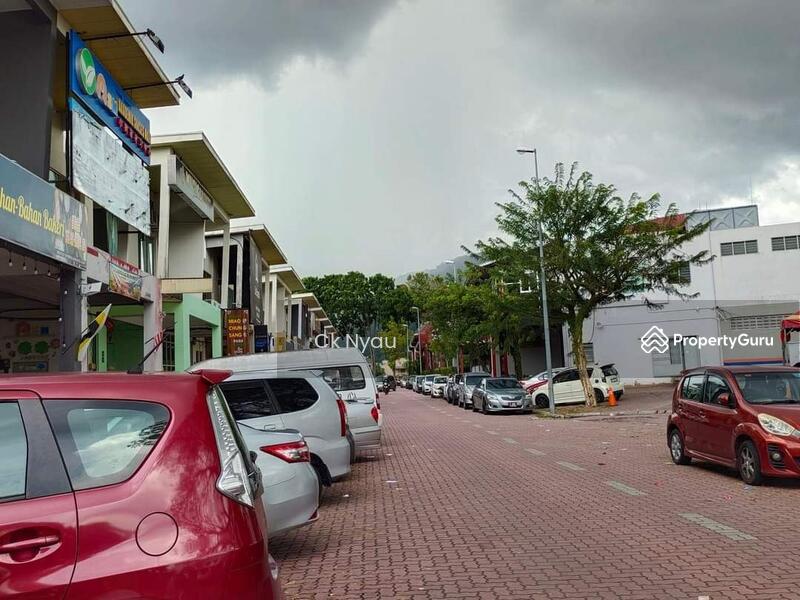 IPOH FIRST GARDEN OPPOSITE GP FOODCOURT DOUBLE STOREY SHOPLOT FOR RENT