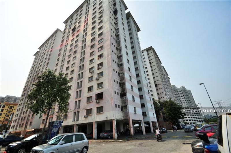 Pelangi Apartment PJU 3/31, Petaling Jaya, Selangor, 3 Bedrooms, 657