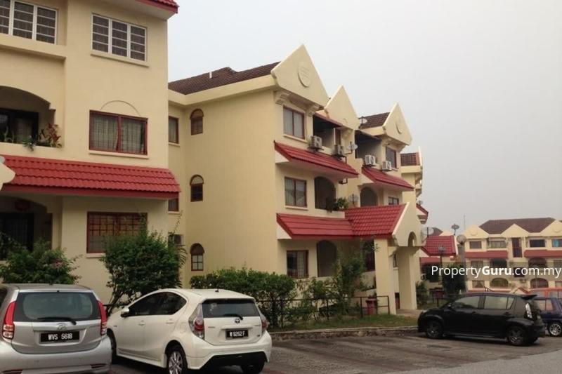 Lafite Apartment (Subang Jaya) Jalan SS 17/1, SS17, Subang Jaya, Selangor, 3 Bedrooms, 1000